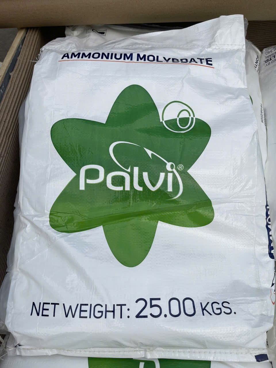 Ứng Dụng Thực Tiễn Của Ammonium Molybdate Trong Công Nghiệp Hiện Đại