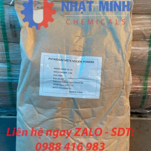 Bao bì sản phẩm Potassium Meta Silicate Powder đóng gói tại nhà máy, ghi rõ ngày sản xuất và hạn dùng